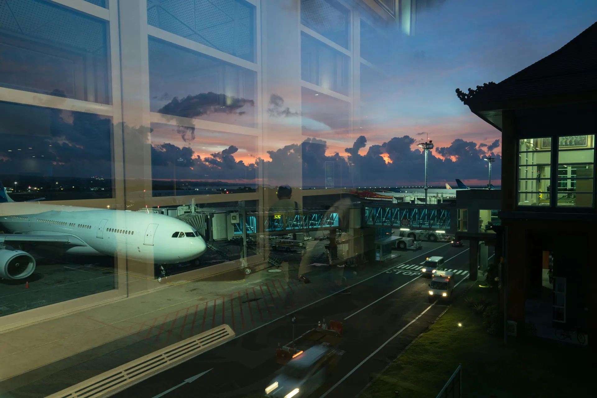 Malaysia airport and heritage city transfer route